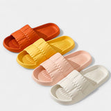 Vienos spalvos lengvi šlepetės